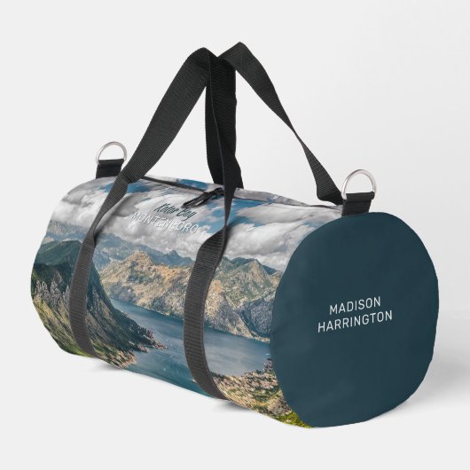 Aangepaste naam en tekst Montenegro Plunjezak (Linkerhoek)