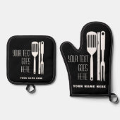 Aangepaste naam en tekst zwart ovenwant & pannenlap set (Voorkant)