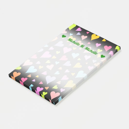 Aangepaste naam + flauw, liefdevol, kleurrijk hart post-it® notes (Schuin)