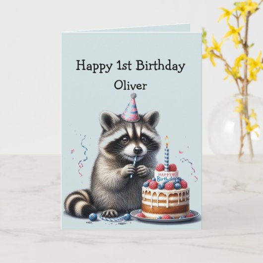 Aangepaste naam Fun Raccoon 1e Verjaardag Kaart (Gele Bloem)
