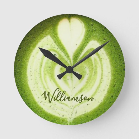 Aangepaste naam Funny Matcha Latte Liefhebber Groe Ronde Klok (Voorkant)