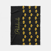 Aangepaste naam gele zonnebloemen op zwart fleece deken (Voorkant)