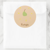 Aangepaste naam geschilderd peer op bruin ronde sticker (Tas)