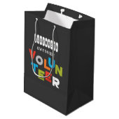 Aangepaste naam, Geweldige volumeregeling Medium Cadeauzakje (Achterkant Gekanteld)