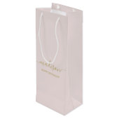 Aangepaste naam Greeting Chic Gold Script Blush Pi Wijn Cadeautas (Achterkant Gekanteld)