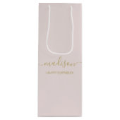 Aangepaste naam Greeting Chic Gold Script Blush Pi Wijn Cadeautas (Voorkant)