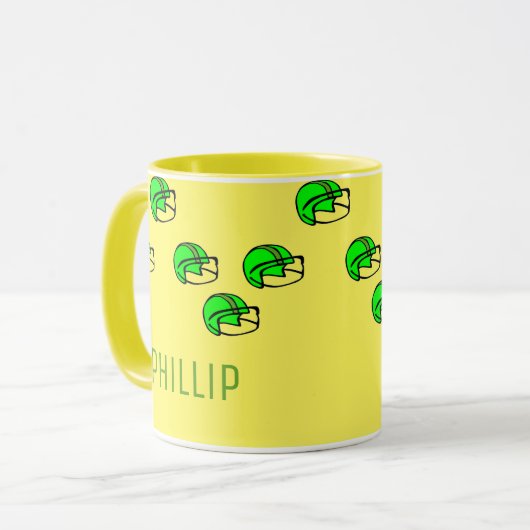 Aangepaste naam groen footballs helm geel mok (Voorkant links)