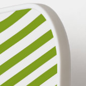 Aangepaste naam groene en witte strepen pickleball paddle (Links Detail)