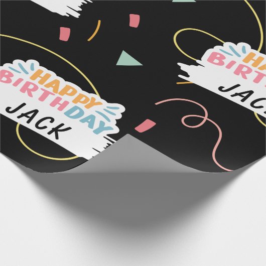Aangepaste naam Happy Birthday Black Cadeaupapier (Hoek)