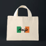 Aangepaste naam Ierse vlag tcnt Mini Tote Bag<br><div class="desc">Aangepaste naam: Ierse vlag Ontwerp © Trinkets and Items 2017 - AHP Design. Alle rechten voorbehouden. 030417</div>
