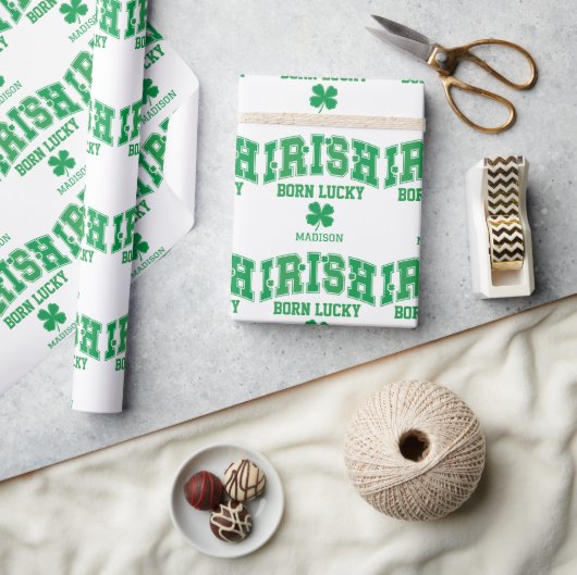 Aangepaste naam Irish Born Lucky Cadeaupapier (Crafts)