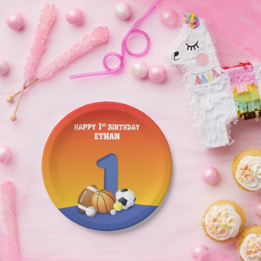 Aangepaste naam jongen 1st Birthday Sports Balls Papieren Bordje (Feest)