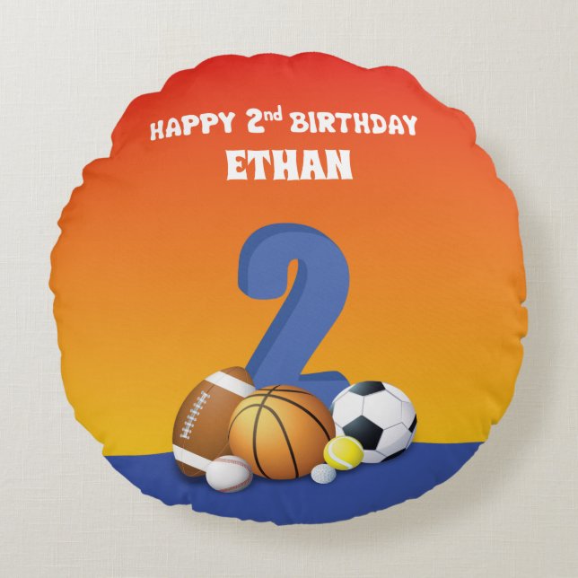 Aangepaste naam Jongen 2e verjaardag Sportballs Rond Kussen (Voorkant)