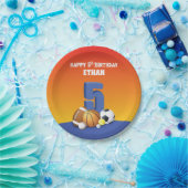 Aangepaste naam jongen 5th Birthday Sports Balls Papieren Bordje (Feest)