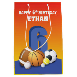Aangepaste naam jongen 6th Birthday Sports Balls Medium Cadeauzakje