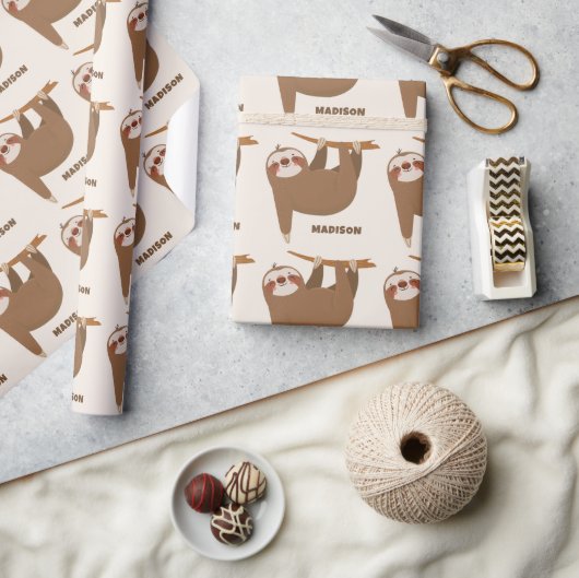 Aangepaste Naam & Kleur Schattigee Luiaard Cadeaupapier (Crafts)