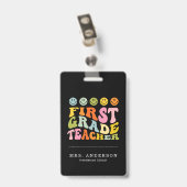 Aangepaste naam kleurrijke Fun First Grade Teacher Badge (Achterkant met clip)