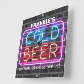 Aangepaste naam Koudbier Bar Faux Neon Man Cave Vierkante Klok (Hoek)
