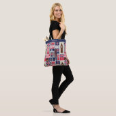Aangepaste naam London UK Icons Tote Bag (Op model)