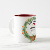 Aangepaste Naam Monogram Kerstkrans Familie Tweekleurige Koffiemok (Voorkant links)