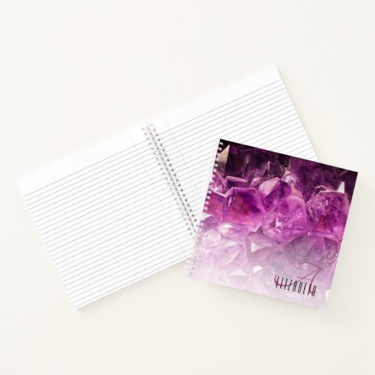 Aangepaste naam Monogram Paarse Ombre Crystals Notitieboek (Binnen)