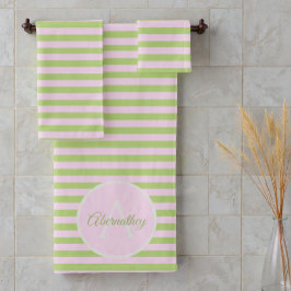 Aangepaste naam Monogram Pastel Roze Groen Striped Bad Handdoek