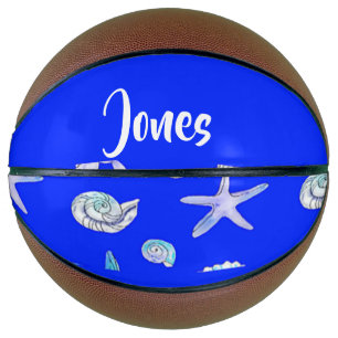 Aangepaste naam nautisch afdrukken op blauw basketbal