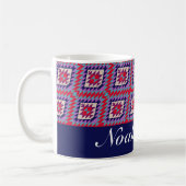 Aangepaste naam Navy & Rode Boho Moderne Quilt Ont Koffiemok (Links)