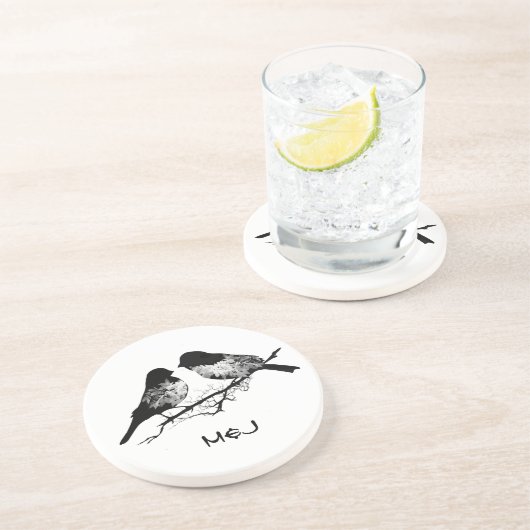 Aangepaste naam of Tortelduifjes op monogram Zandsteen Onderzetter (Zijkant)