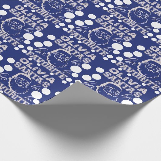 Aangepaste naam Olivia Cute Funny Santa Claus Blue Cadeaupapier (Hoek)