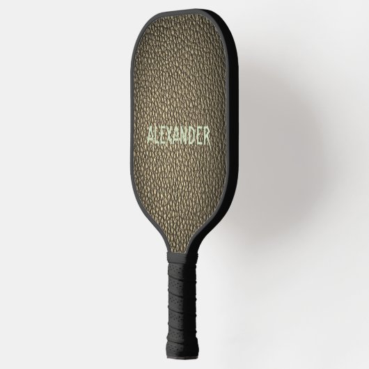 Aangepaste naam op afdrukken van groene lederen ol pickleball paddle (Links)