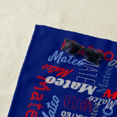 Aangepaste naam overal op grafische tekst grijs bl strandlaken (In situ)