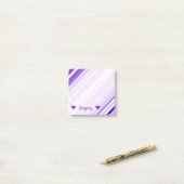 Aangepaste naam + Paars en wit striped patroon Post-it® Notes (Op bureau)