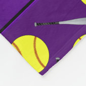 Aangepaste naam paars softballpatroon fleece deken (Hoek)
