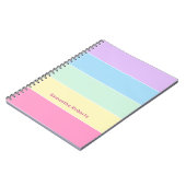 Aangepaste naam pastel kleuren horizontale strepen notitieboek (Linkerzijde)