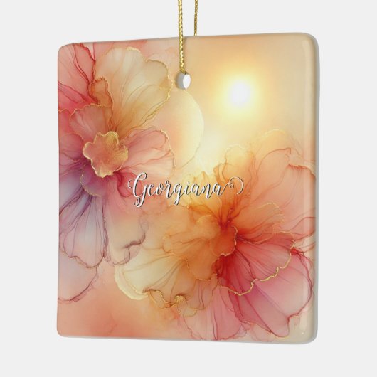Aangepaste Naam Peach Raspberry Bloemen Alcohol In Keramisch Ornament (Links)