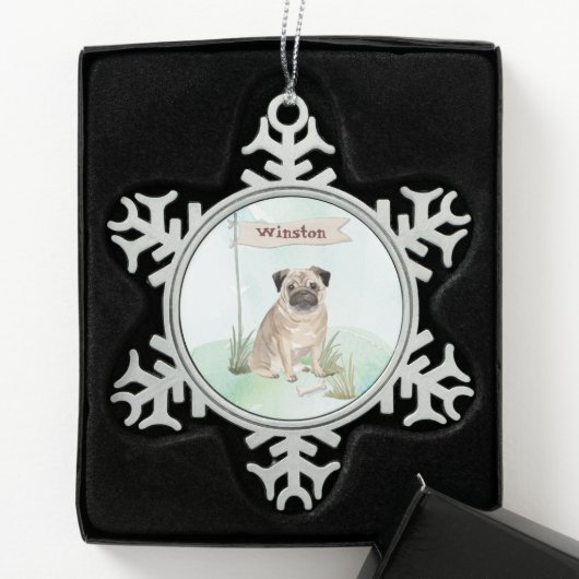 Aangepaste naam Pug Pet Dog Tin Sneeuwvlok Ornament (Kistje)