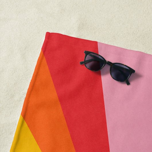 Aangepaste naam Regenboog kleuren Strandlaken (In situ)