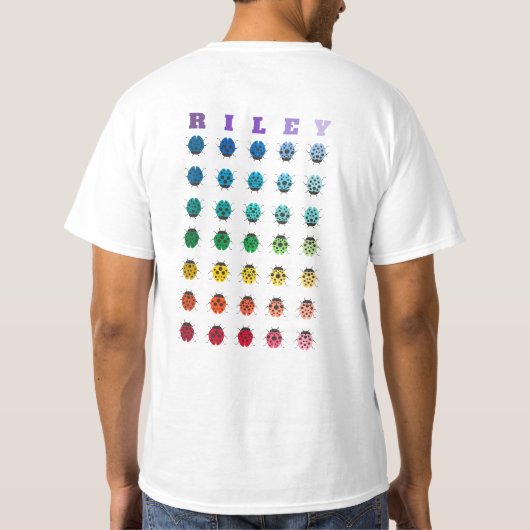 Aangepaste naam regenboogladybug t-shirt (Achterkant)