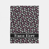 Aangepaste naam roze wit op zwart afdrukpatroon fleece deken (Voorkant)