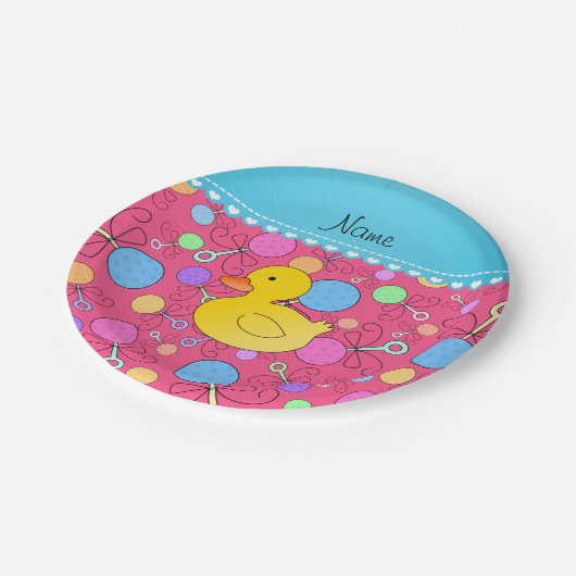 Aangepaste naam rubbereend roze baby papieren bordje (Gekanteld)