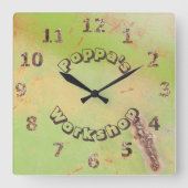 Aangepaste naam: Rustic Garage Workshop Green Pati Vierkante Klok (Voorkant)