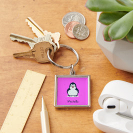 Aangepaste naam schattige pinguïn op roze sleutelhanger
