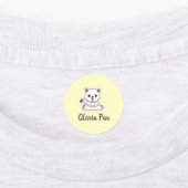 Aangepaste naam schattige witte kat op geel labels (Aangebracht)
