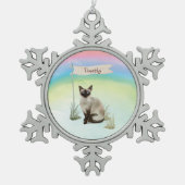 Aangepaste naam Siamese Cat Pet Tin Sneeuwvlok Ornament (Voorkant)