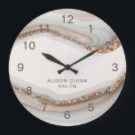 Aangepaste naam Stone Marble Agate Large Clock Grote Klok<br><div class="desc">Deze muurklok is ontworpen om te coördineren met ons Agate Business Collectie en biedt een prachtige marmer agate achtergrond met uw eigen bedrijfsnaam. Voor een meer geavanceerde aanpassing van dit ontwerp, bijvoorbeeld het wijzigen van de lay-out, het lettertype of de tekstgrootte, klikt u hierboven op de knop "AANPASSEN". Neem contact...</div>