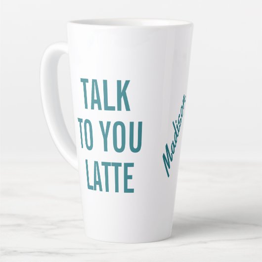 Aangepaste naam, tekst en kleur Latte mok (Linkerhoek)