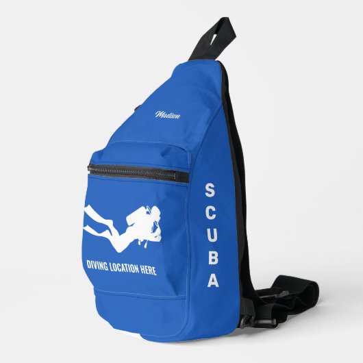 Aangepaste naam, tekst en kleur Scuba Diver Sling Bag (Rechterhoek)