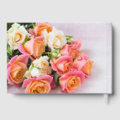 Aangepaste Naam & Tekst Roze & Witte Rozen Gastenboek (Achterkant)