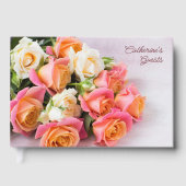 Aangepaste Naam & Tekst Roze & Witte Rozen Gastenboek (Voorkant)